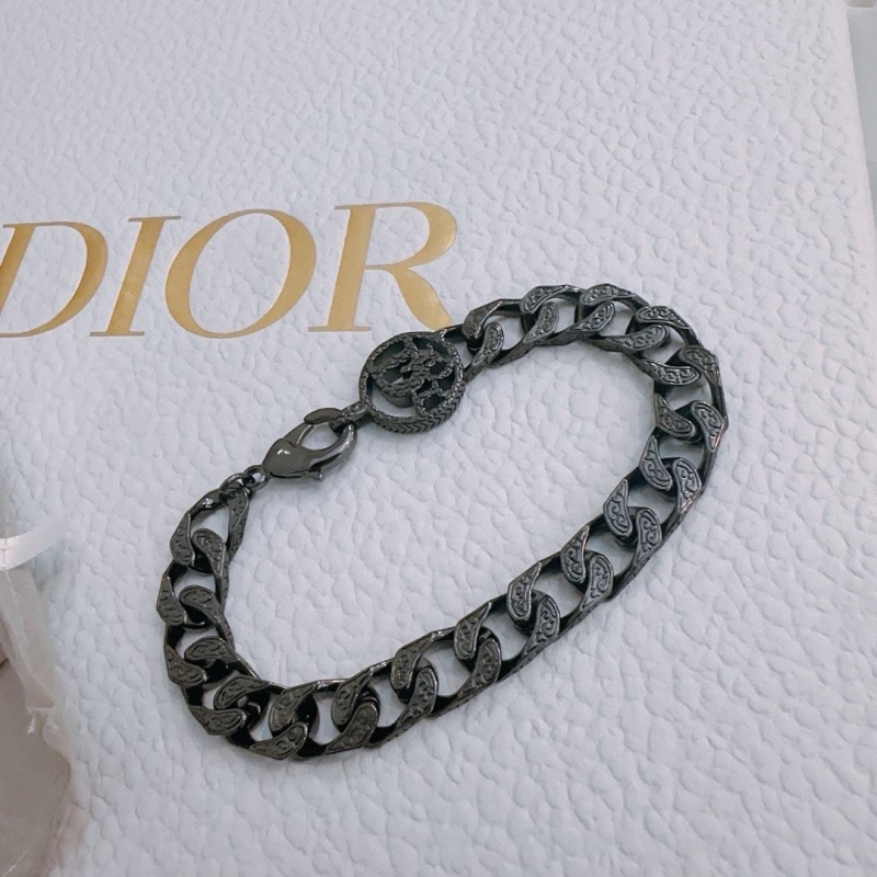 chr1st1an D10r necklaces